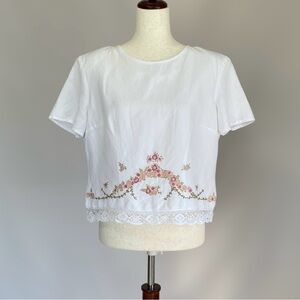 Plaza South Linen Blend Floral Embroidery Lace Trim Top